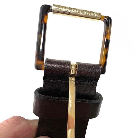 belt MICHAEL KORS black leather tortoise shell S/M buckle 1.5" wide gold accent - Picture 6 of 9